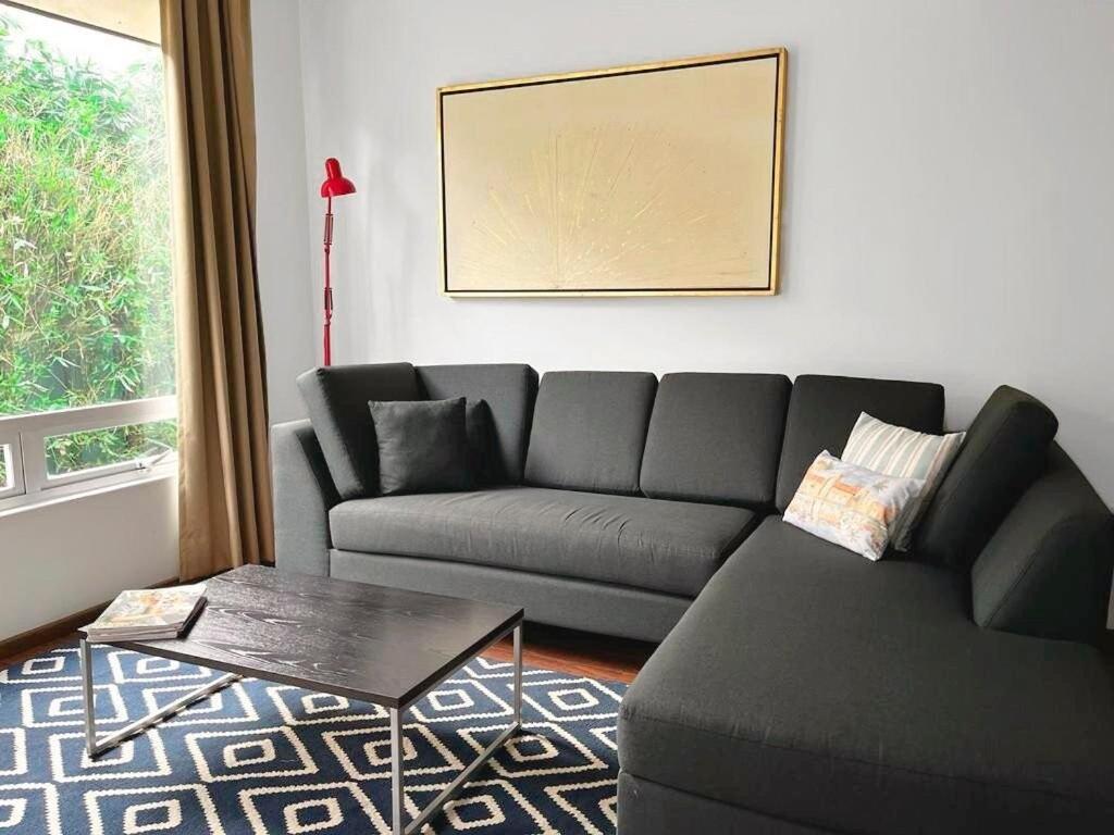 Condesa Amsterdam 202 Bright 1br 1ba On Amsterdam Av