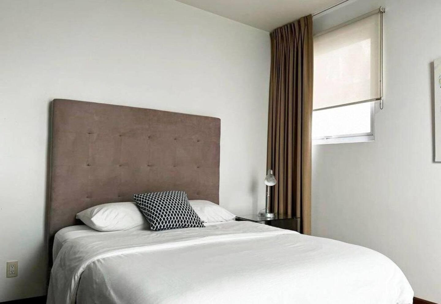 Condesa Amsterdam 202 Bright 1br 1ba On Amsterdam Av